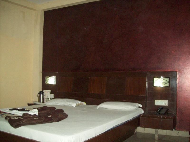 Hotel Golden Gate New Delhi Buitenkant foto